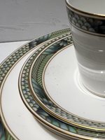 Wedgwood “Icarus” Bone China Dinner Service – Made in England (c. 1992)