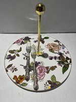 Wedgewood cake stand “Tea Garden “