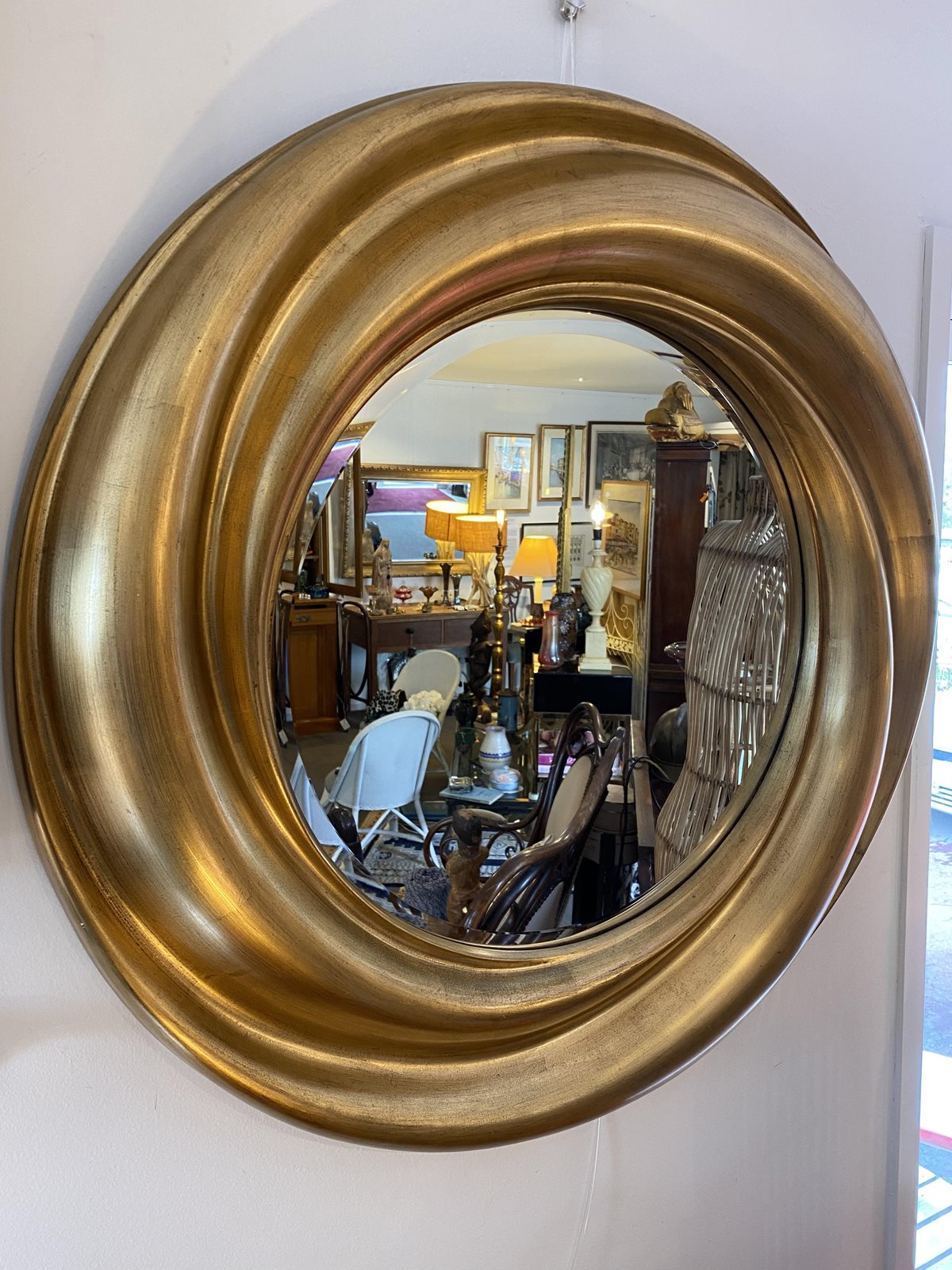 Circular Gilt Framed Mirror Orakei Objet Antiques, Art, Furniture and Collectibles in Auckland