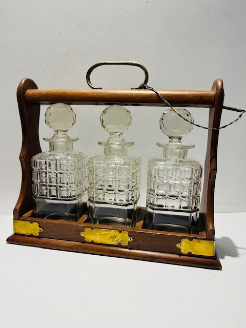 Three-bottle Tantalus