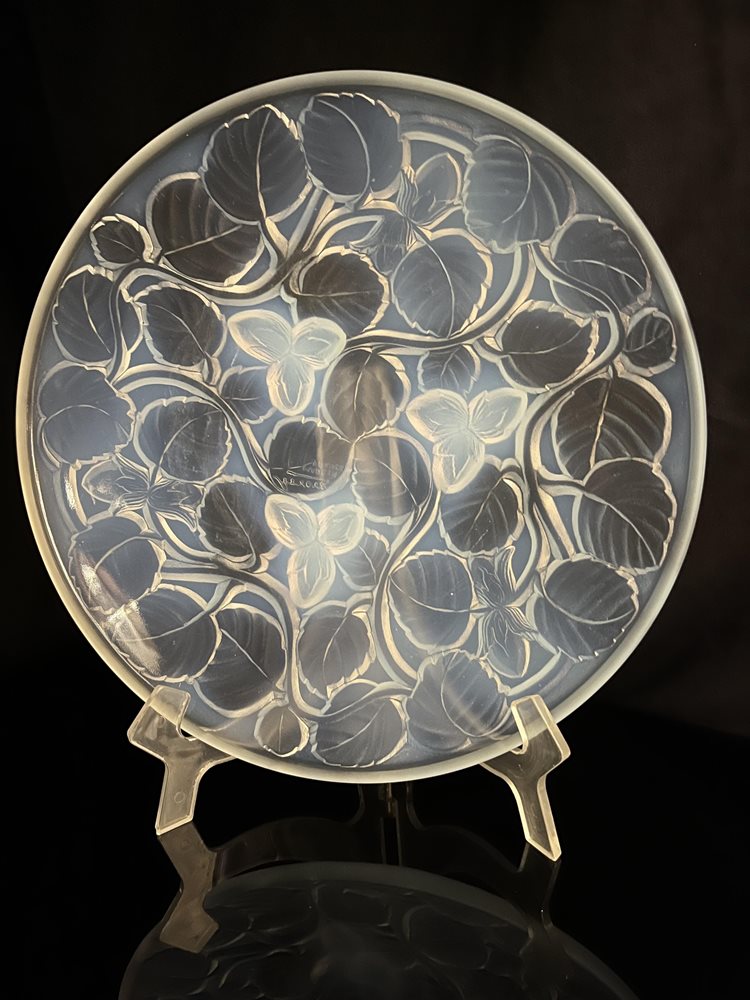 Arrers Opalescent Glass Bowl by Andre Delatte