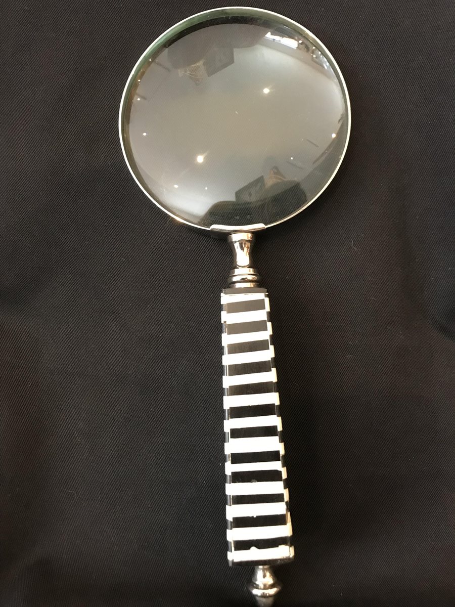 Vintage Magnifying glass