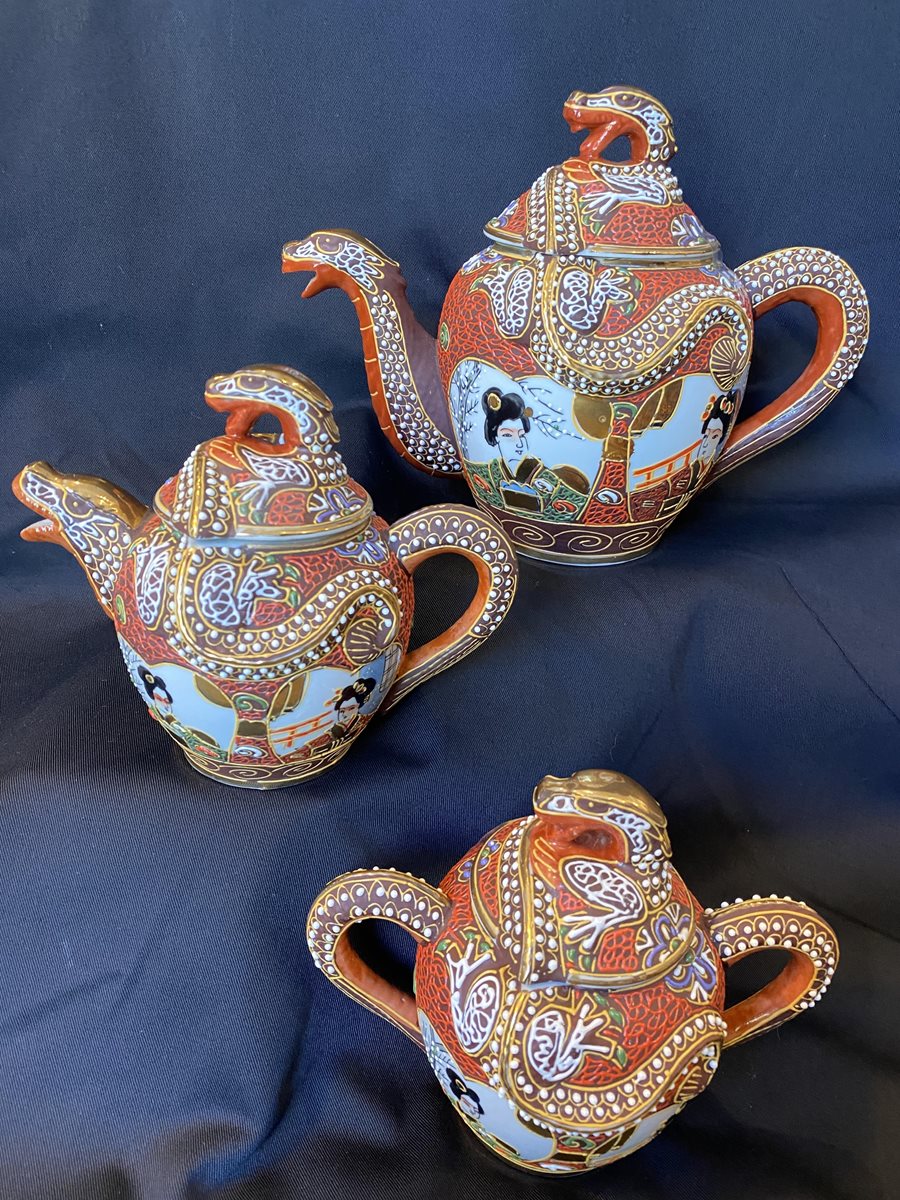 Dragon Ware Tea Set